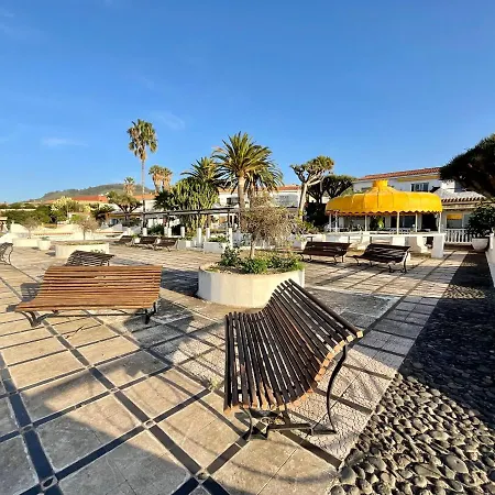 Blue Oasis * تاكورونتي